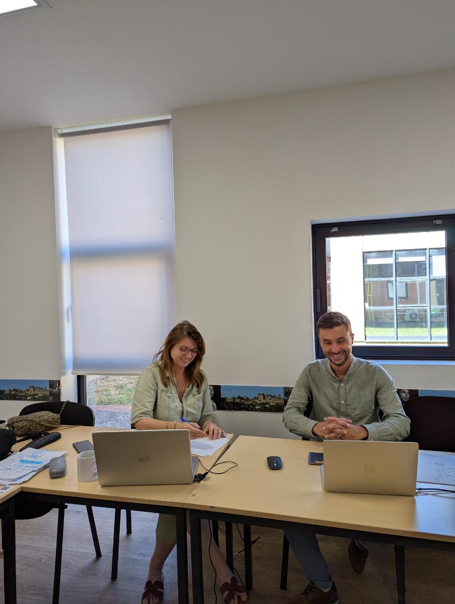 Une formation en petit comité, chacun sur son ordinateur